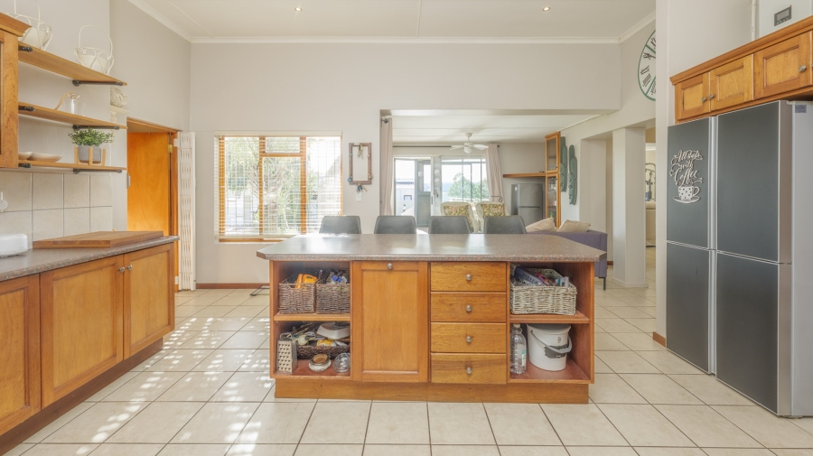 4 Bedroom Property for Sale in Bredasdorp Western Cape